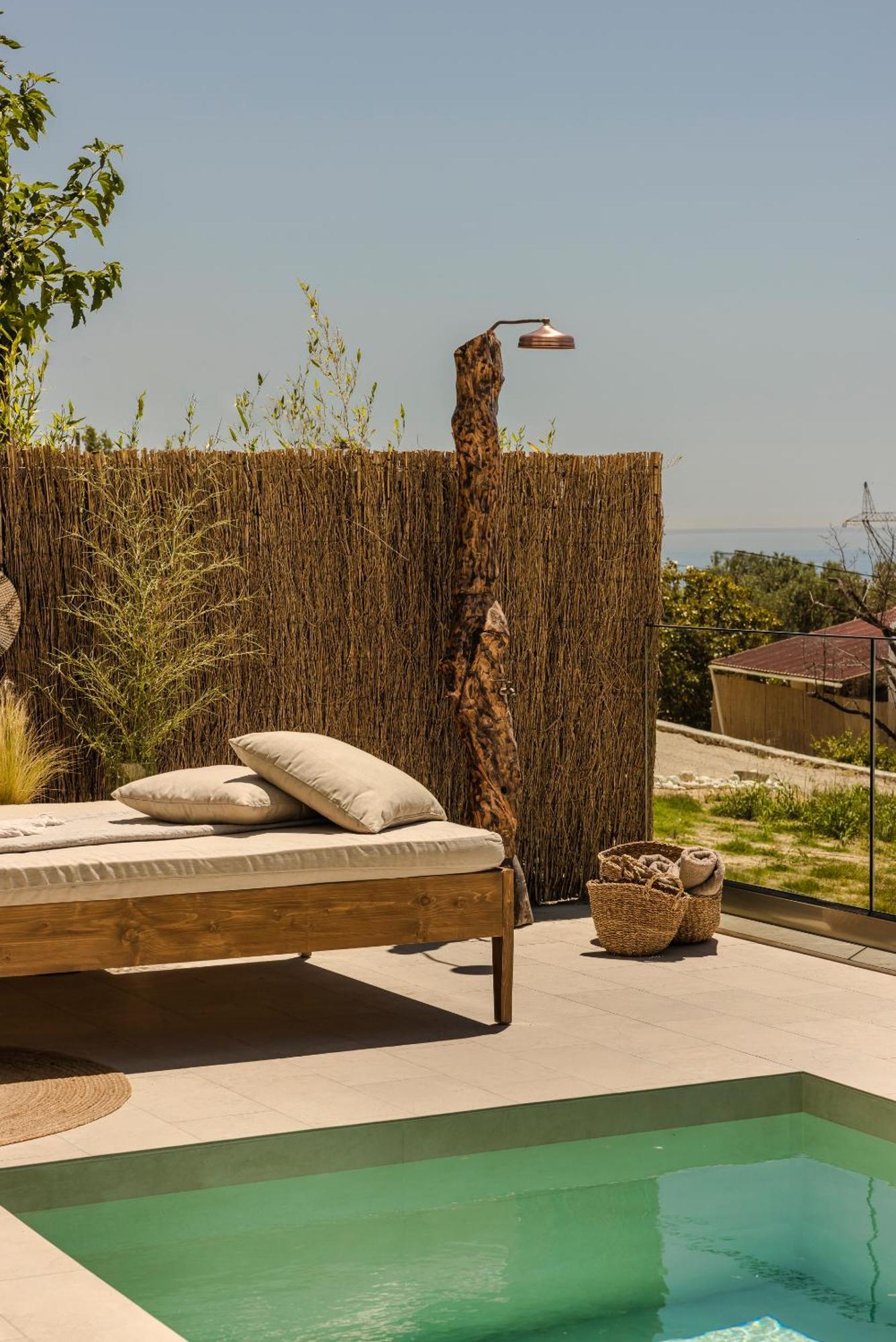 Hilaritas Luxury Suites Sea View, Private Pool & Jacuzzi Paradise Ratzaklion Ngoại thất bức ảnh